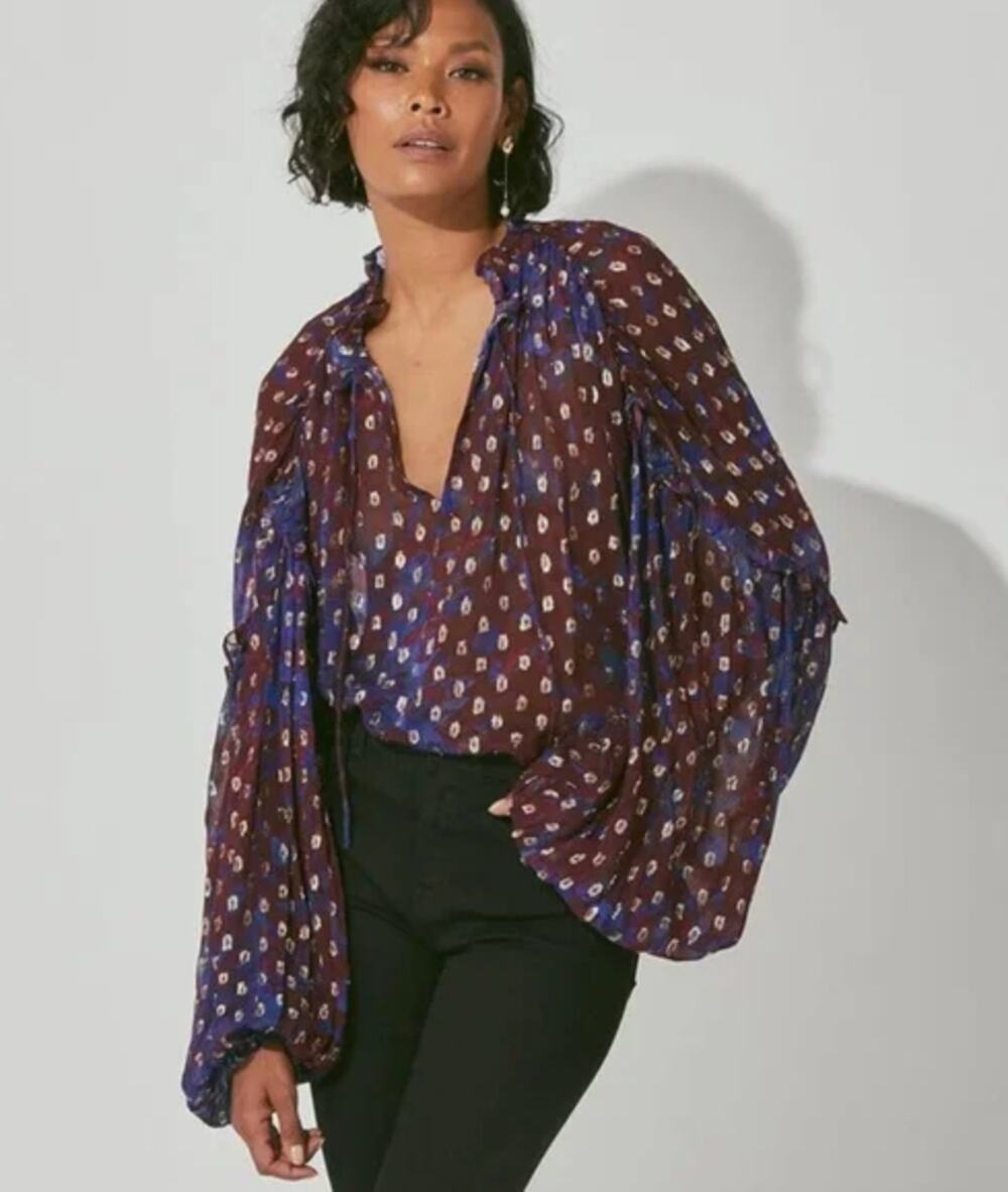 CLEOBELLA NWT Evereve Dara Shimmer Dot Blouse // L